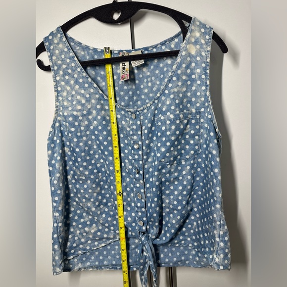 Mimi Chica | Sleeveless Medium Dotted Button Down Tank Top Faux Denim Tie Front - Picture 5 of 7
